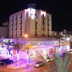 احجز هنا