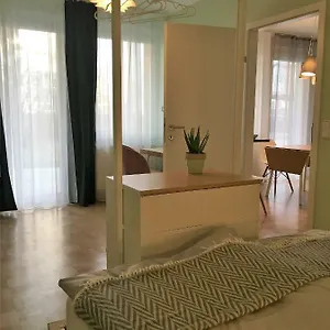 Terrace By Bestchoice - Free Parking - Self Check-in Appartamento
