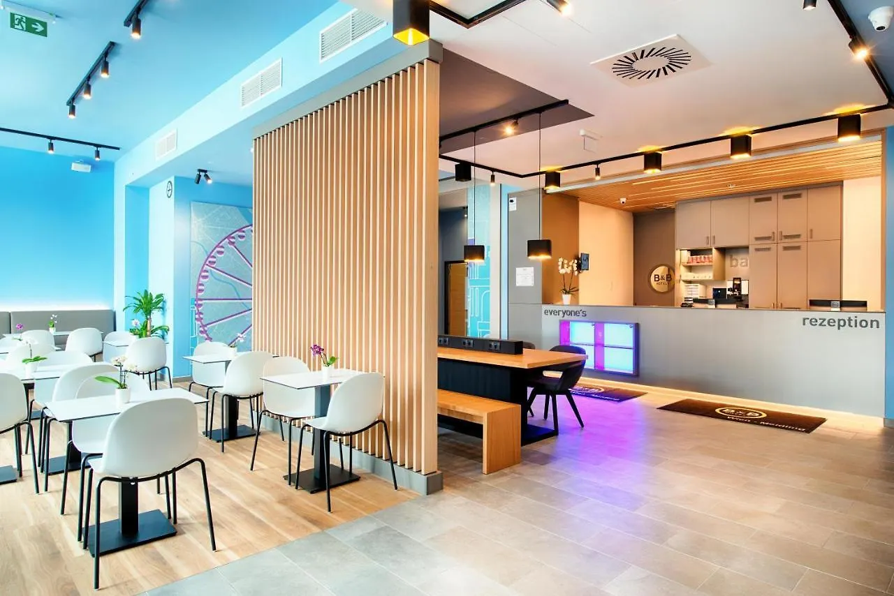 ***  B&B Hotel Wien-Meidling Avusturya